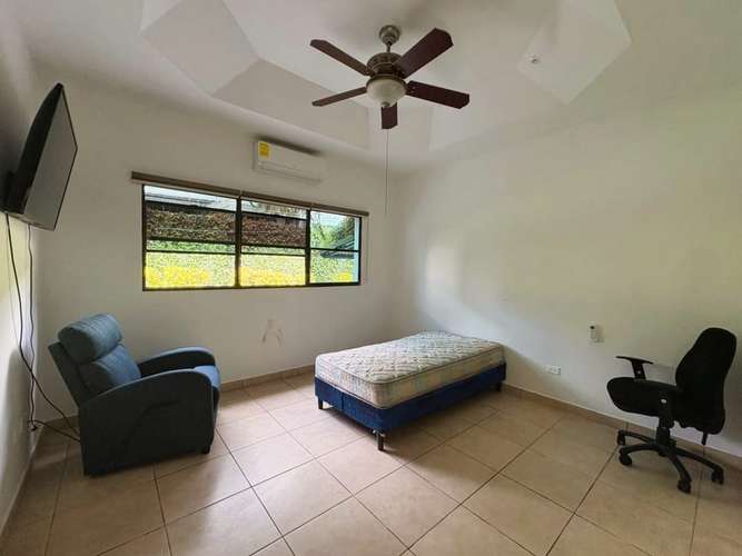 Casa en venta y renta en Estancia de Santo Domingo | Piscina, gimnasio y 4 habitaciones - Imagen 6