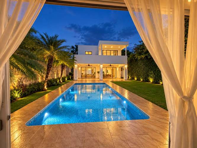  **SE RENTA CASA MODERNA CON PISCINA EN SANTO DOMINGO, MANAGUA** - Imagen 10