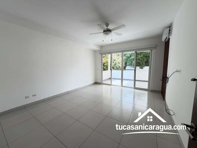  **SE RENTA CASA MODERNA CON PISCINA EN SANTO DOMINGO, MANAGUA** - Imagen 6