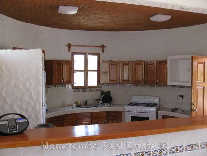 Venta de Casa en Pochomil Viejo 