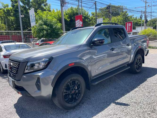 NISSAN FRONTIER NP300 PRO 4x 2025 AUTOMÁTICA 4x4 - Imagen 2