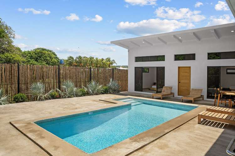 Modern 3-Bedroom Home with Pool in San Juan Del Sur, Nicaragua - Imagen 3