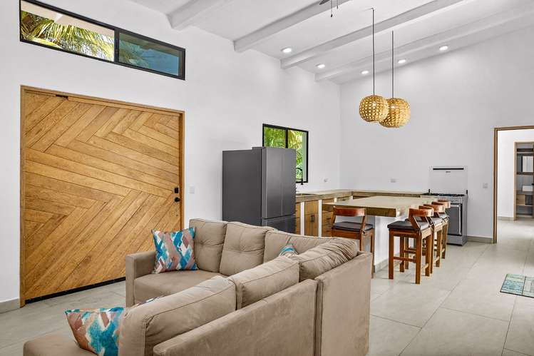 Modern 3-Bedroom Home with Pool in San Juan Del Sur, Nicaragua - Imagen 5