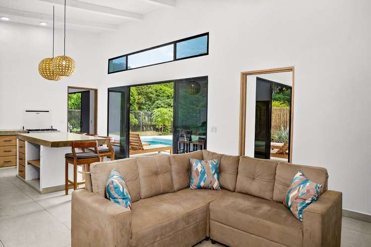 Modern 3-Bedroom Home with Pool in San Juan Del Sur, Nicaragua - Imagen 7
