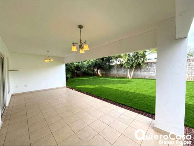 ¡Tu Nuevo Hogar Te Espera en Las Colinas! - Imagen 13