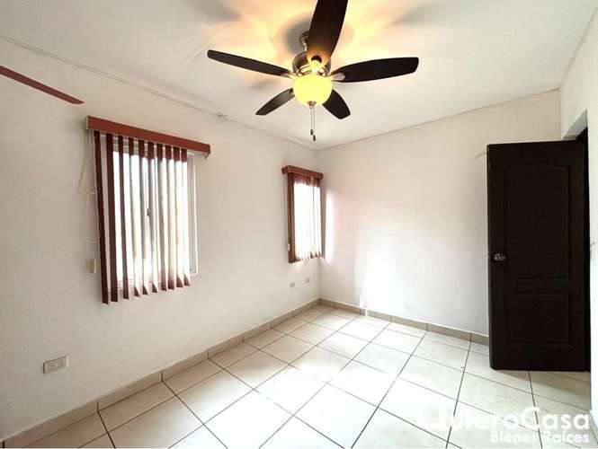 ¡Tu Nuevo Hogar Te Espera en Las Colinas! - Imagen 11