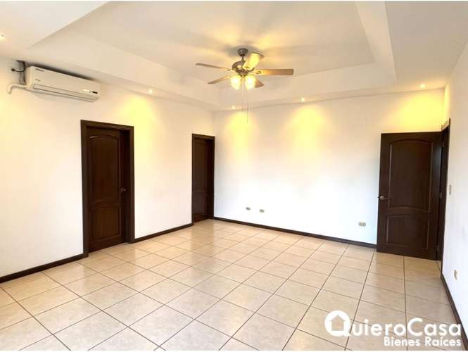 Preciosa residencia en venta en Las Cumbres