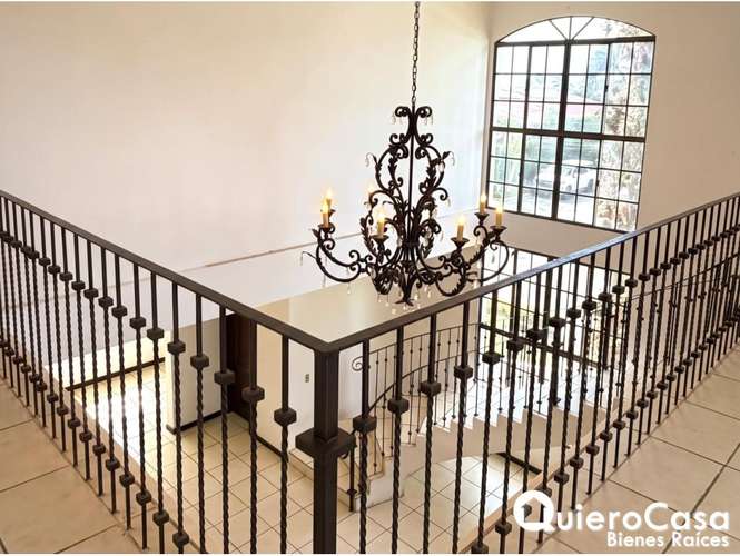 Preciosa residencia en venta en Las Cumbres