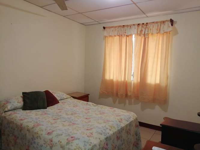 Se rentan apartamentos amueblados