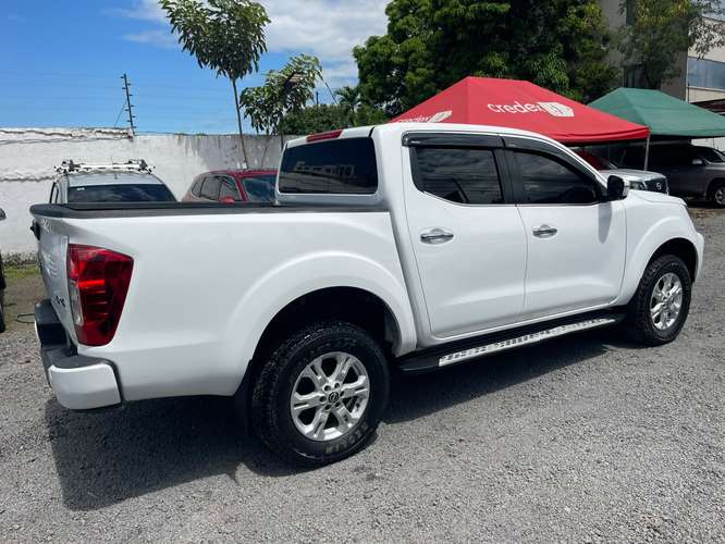 NISSAN FRONTIER NP300 XE 2025 AUTOMÁTICA 4x4 - Imagen 6