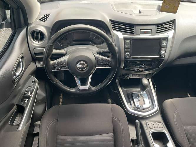 NISSAN FRONTIER NP300 XE 2025 AUTOMÁTICA 4x4 - Imagen 10