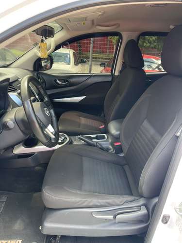 NISSAN FRONTIER NP300 XE 2025 AUTOMÁTICA 4x4 - Imagen 9