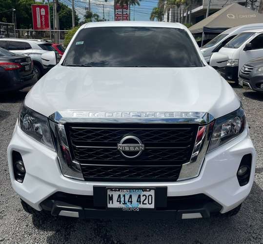 NISSAN FRONTIER NP300 XE 2025 AUTOMÁTICA 4x4 - Imagen 2