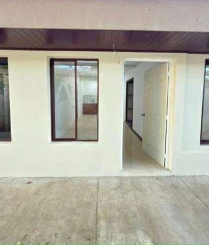 Apartamento para Una Persona en Las Colinas Sin Muebles AH