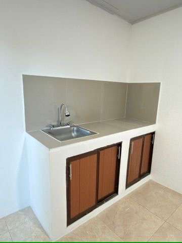 Apartamento para Una Persona en Las Colinas Sin Muebles AH