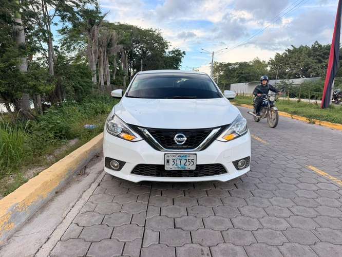 NISSAN SENTRA ADVANCE 2020 AUT