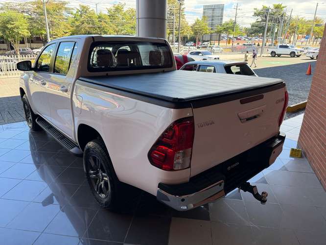 Hilux NUEVA DE PAQUETE Mecanica 