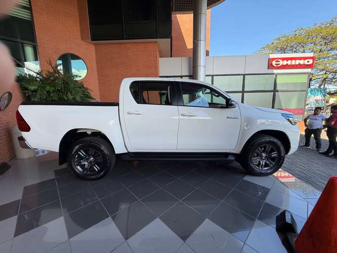Hilux NUEVA DE PAQUETE Mecanica 