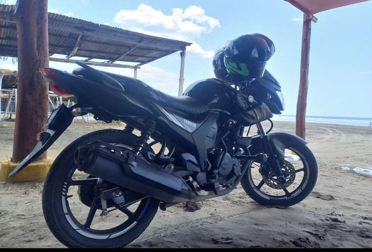 YAMAHA SZ 150 - Imagen 2
