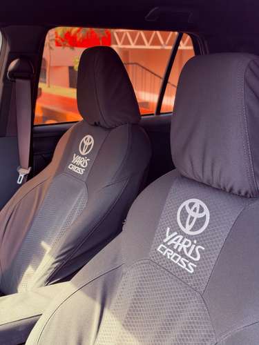 2024 Toyota Yaris Cross Mecanico unicondueno 15mil km 