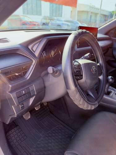 2024 Toyota Yaris Cross Mecanico unicondueno 15mil km 