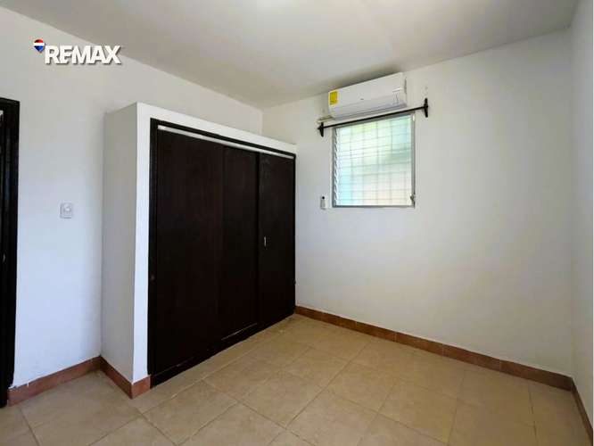 Casa Familiar en Renta Las Colinas - Imagen 5