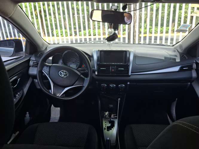 Vendo Yaris 2017 - Imagen 2