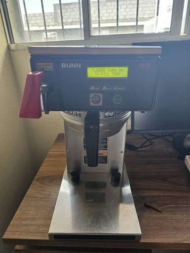  SE VENDE CAFETERA INDUSTRIAL BUNN AXIOM-DV-TC - Imagen 2
