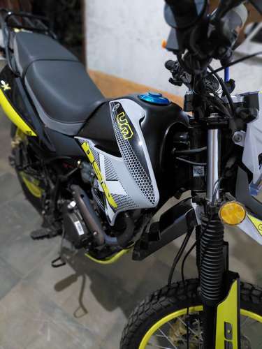 VENDO MOTOCICLETA NUEVA DSRX150 - Imagen 4
