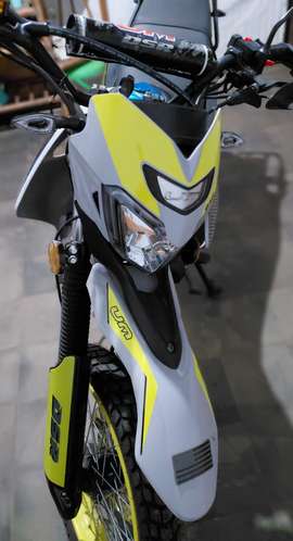 VENDO MOTOCICLETA NUEVA DSRX150 - Imagen 3