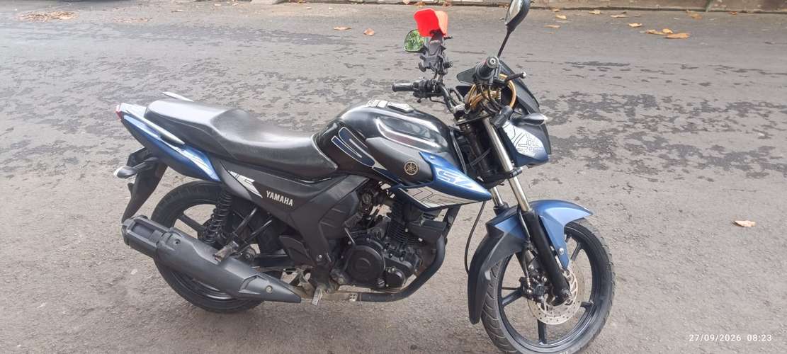 Moto yamaha SZ150 