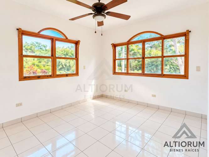 Casa de 3 dormitorios en Masatepe, Masaya con jardín amplio y balcón - Imagen 14