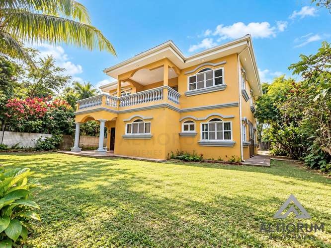 Casa de 3 dormitorios en Masatepe, Masaya con jardín amplio y balcón - Imagen 3