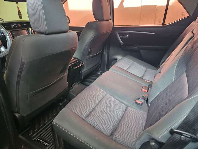 Fortuner 2022 mecánica 1GD 2.8 diésel 4x4 - Imagen 9