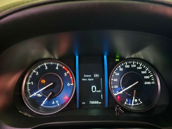 Fortuner 2022 mecánica 1GD 2.8 diésel 4x4 - Imagen 10