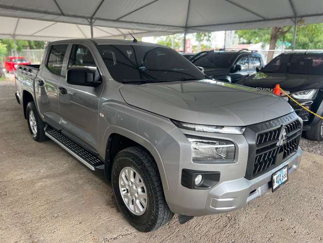 MITSUBISHI L200 SPORTERO GLS AÑO 2025 - Imagen 2
