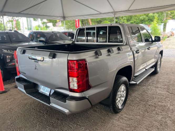 MITSUBISHI L200 SPORTERO GLS AÑO 2025 - Imagen 4
