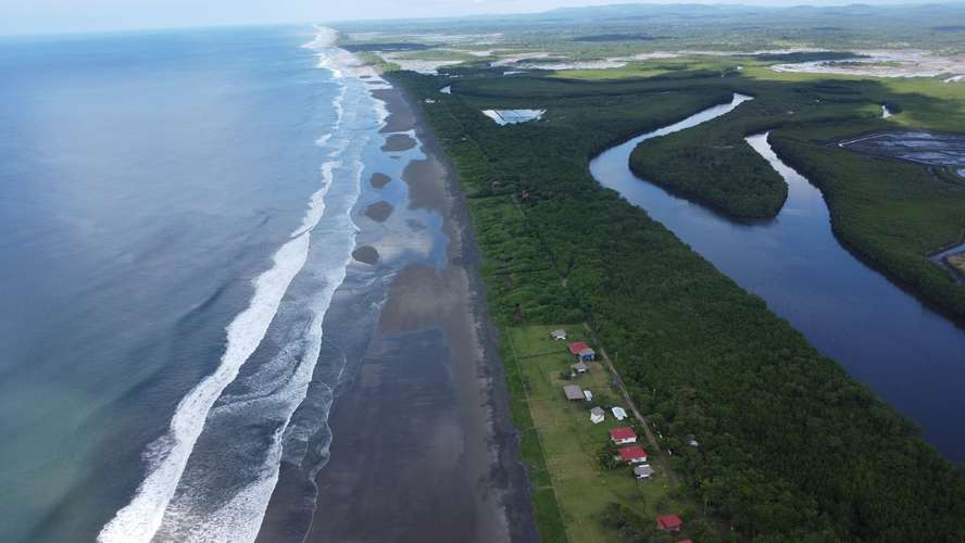 Playa Tesoro: lotes frente al mar desde US$44,651.25 – Salinas Grandes, León