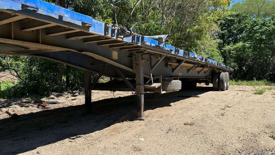  Carreta/Rastra plataforma 53 pies — Suspensión de resorte Modelo 98 