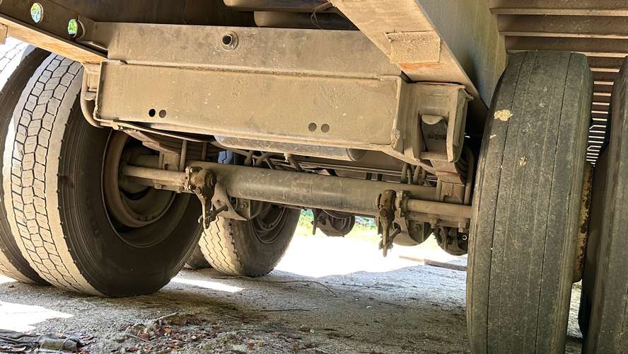  Carreta/Rastra plataforma 53 pies — Suspensión de resorte Modelo 98 