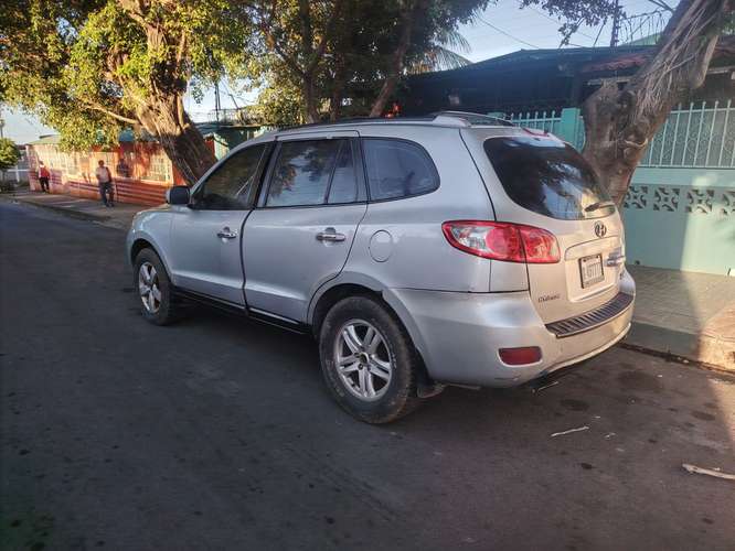 Hyundai Santa Fe 2008 $5,800 No Negociable Donde está y Como está