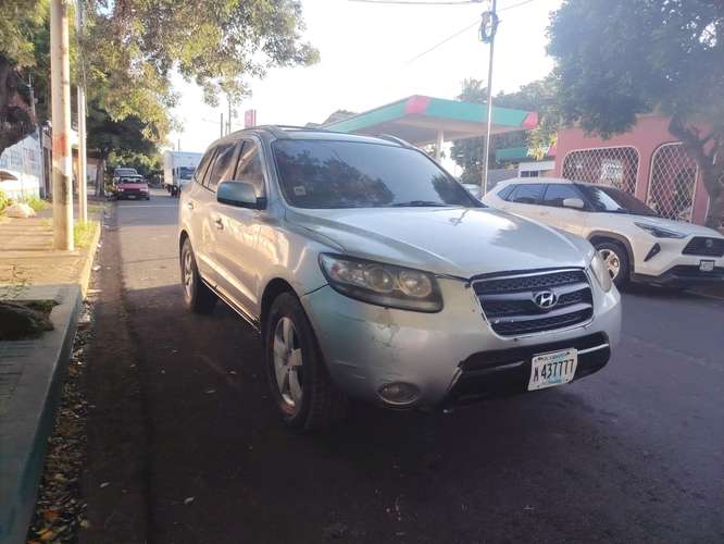 Hyundai Santa Fe 2008 $5,800 No Negociable Donde está y Como está