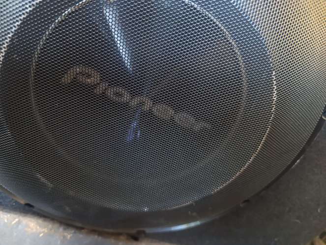  Pionner 12 pulgadas flat 
