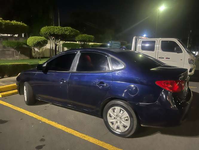HYUNDAI ELANTRA 2010 