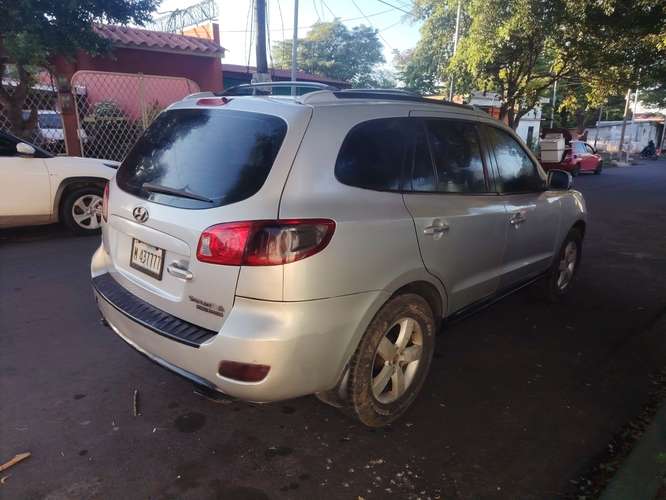 Hyundai Santa Fe 2008 $5,800 No Negociable Donde está y Como está