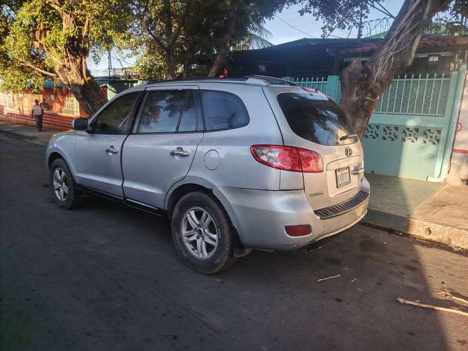 Hyundai Santa Fe 2008 $5,800 No Negociable Donde está y Como está