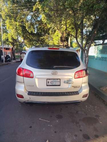 Hyundai Santa Fe 2008 $5,800 No Negociable Donde está y Como está