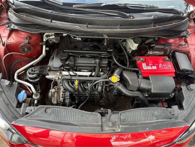 Hyundai i-20  //  Año 2015 - Imagen 6