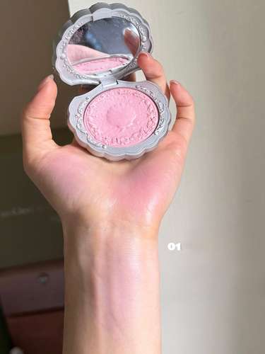 Flower knows blush 