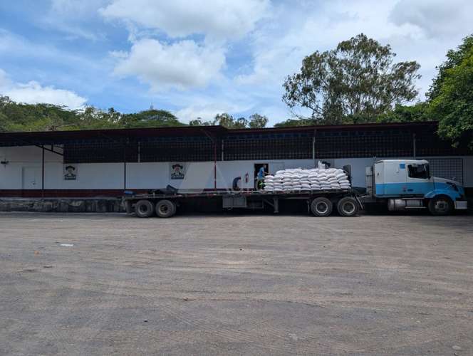 Amplia bodega comercial en avenida principal de Matagalpa, ideal para centros de distribución con fácil acceso